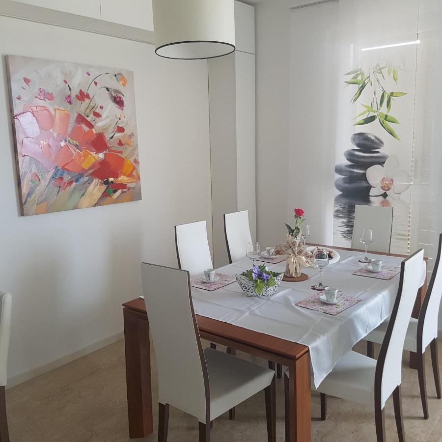 ספליט Adela Apartments 3 Morska Vila מראה חיצוני תמונה
