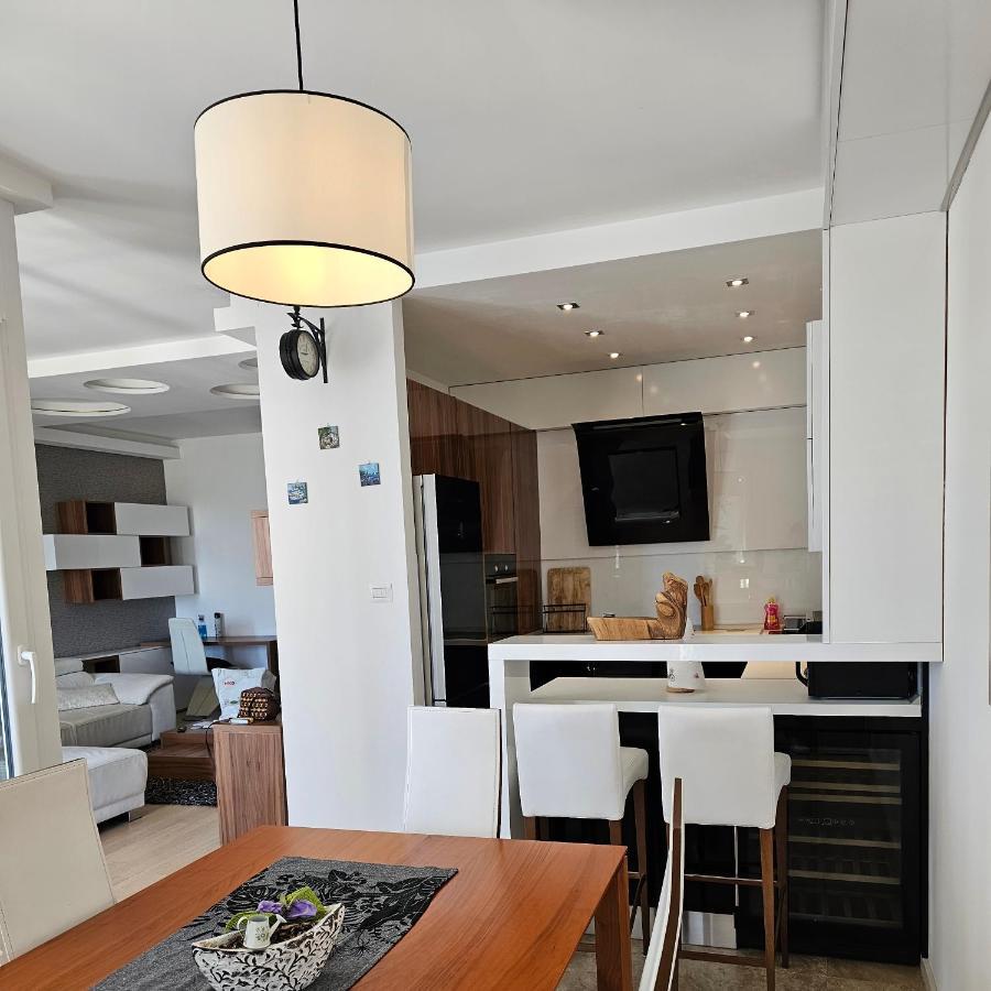 ספליט Adela Apartments 3 Morska Vila מראה חיצוני תמונה